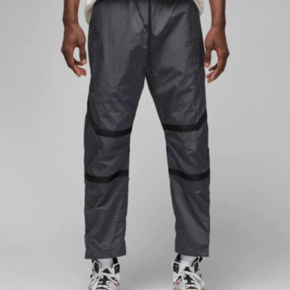 NWT‎ NIKE AIR JORDAN MEN'S WOVEN ENGINEERED SWEATPANTS GRAY BLACK - Picture 1 of 7
